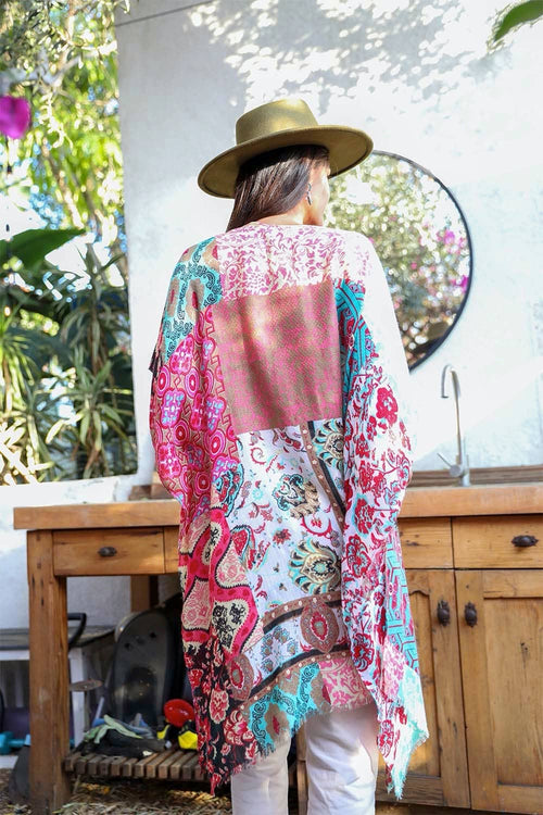 Kimono bohème coloré à patchwork floral - style fluide: Menthe